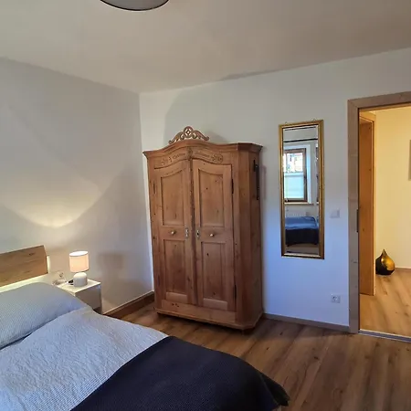 Resi's Stadthaus Apartment Kitzbuhel