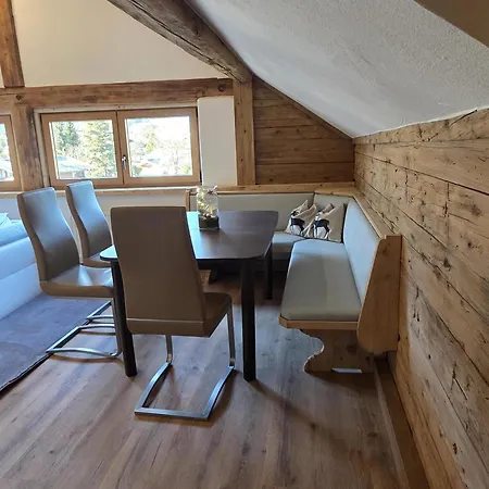 Resi's Stadthaus Appartement Kitzbühel