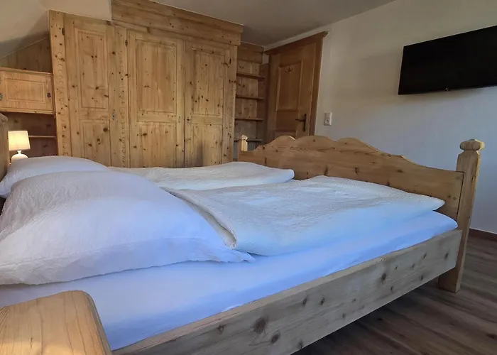 Resi's Stadthaus Apartamento