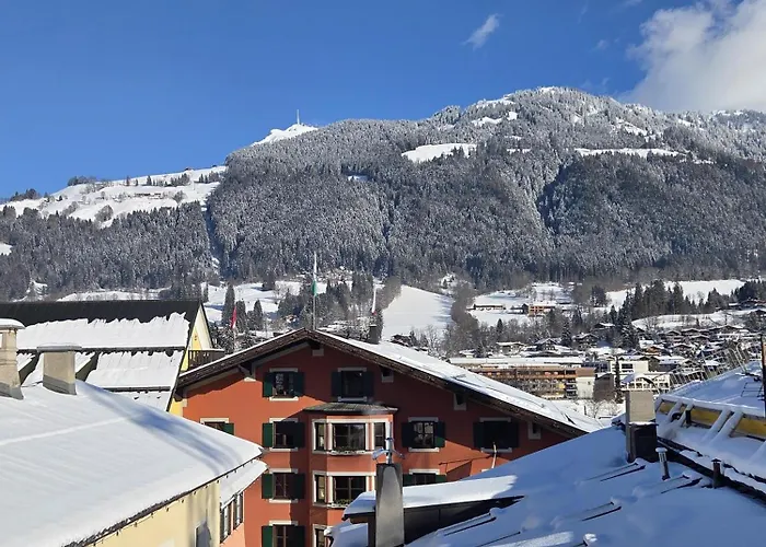 Resi's Stadthaus Apartamento